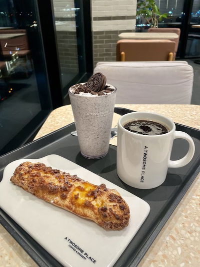 A TWOSOME PLACE