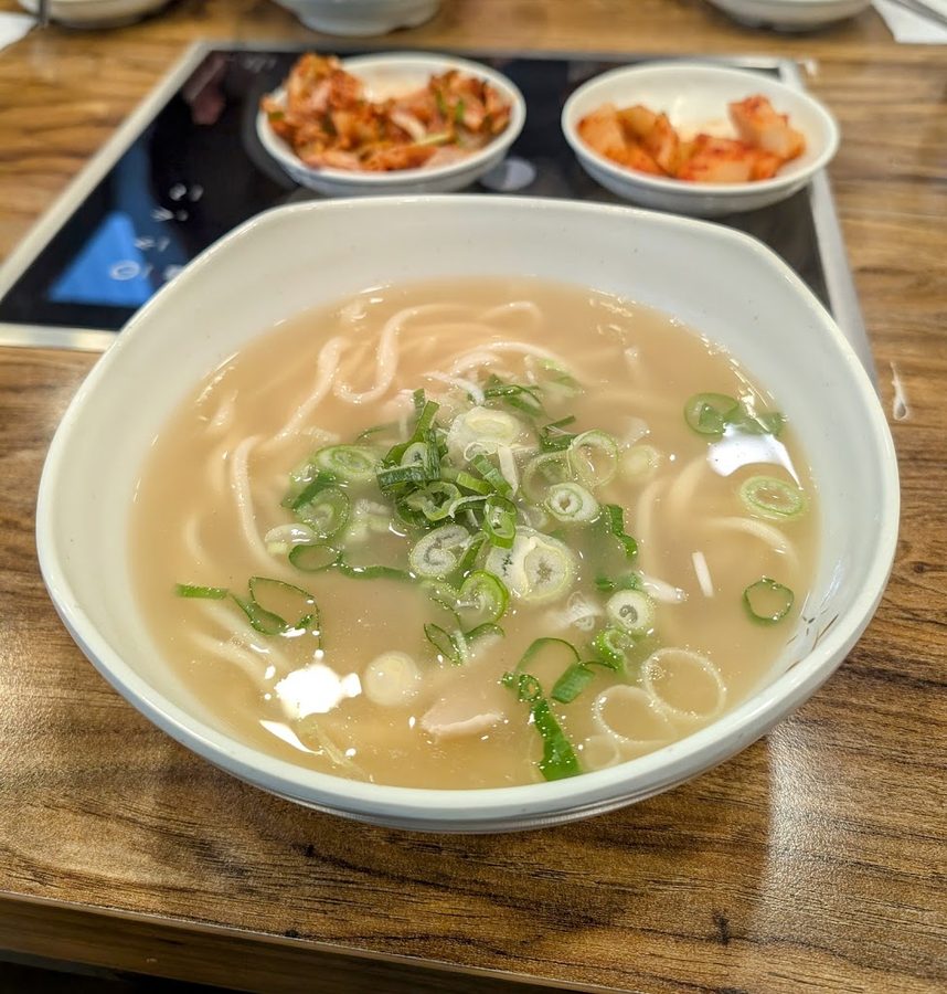 Dakhanmari and Ilsan Kalguksu