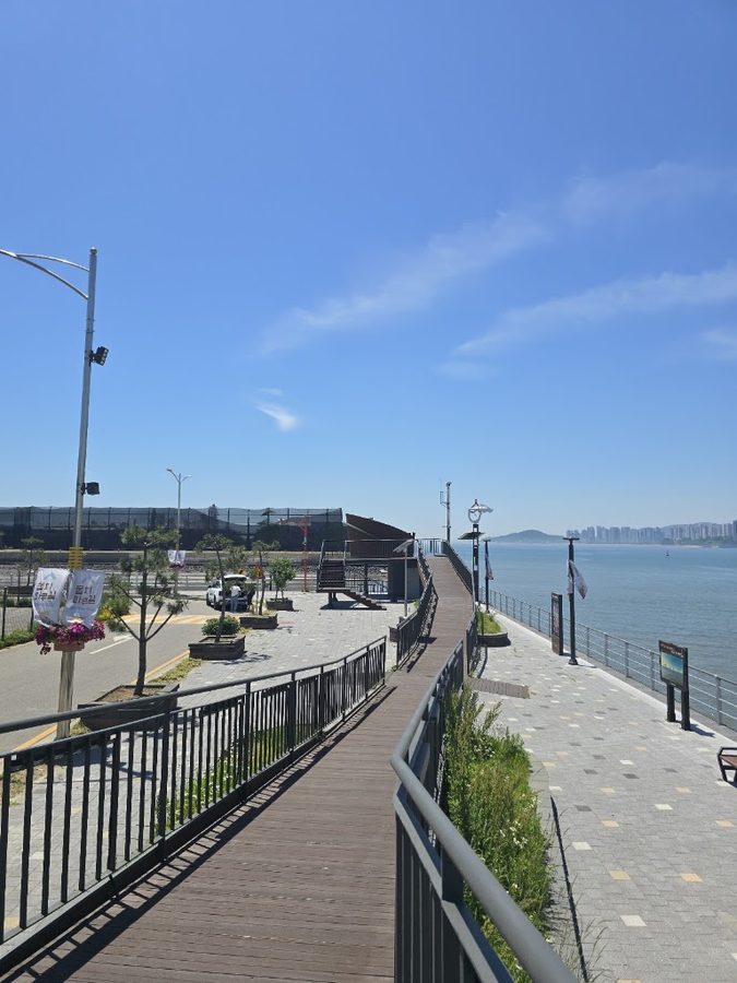 Manseok Coastal Walk