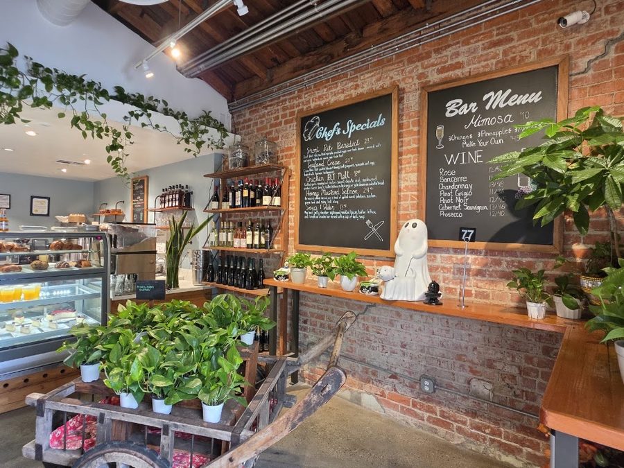 Larchmont Bungalow Cafe