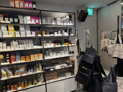 DEAN & DELUCA Osaka Store