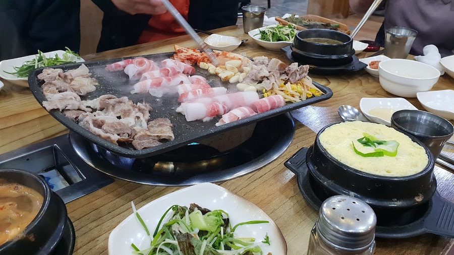 삼겹이네