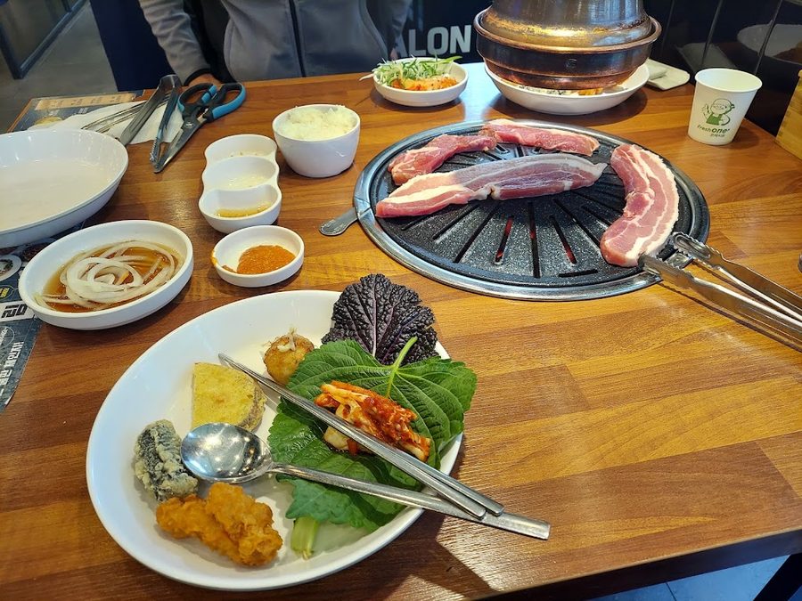 Gogi Ssalong Yeongdeungpo-gu Office Station Branch