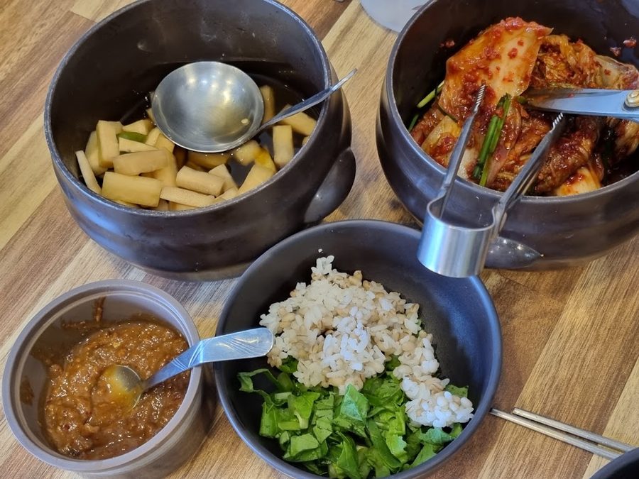 Pulhyanggi Son Kalguksu