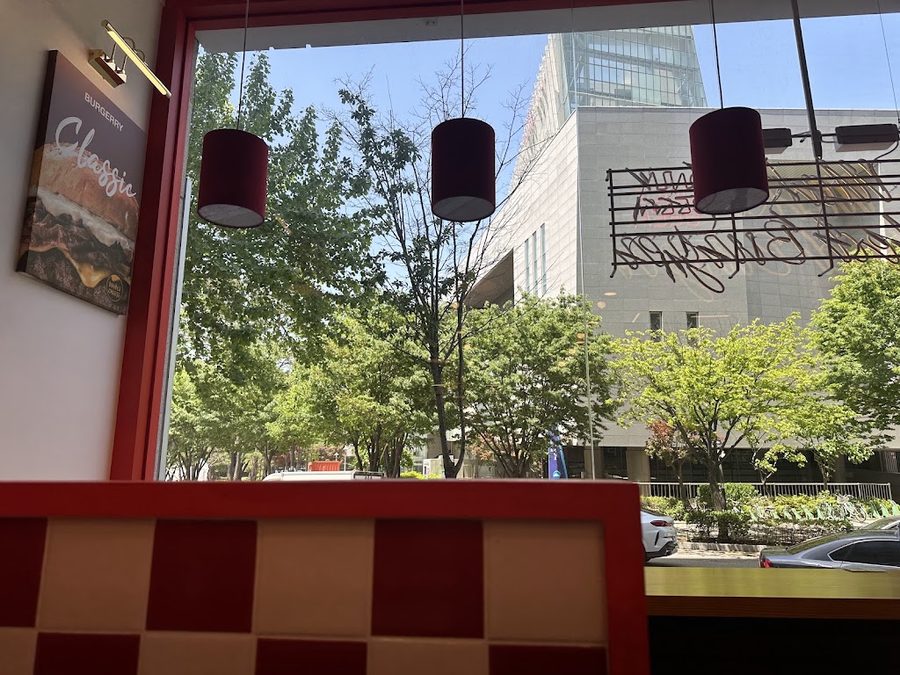 Burgerry Mapo-gu Office Station Branch