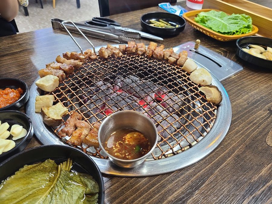 Gyorae Heukdwaeji 2nd Branch (Seongsan Ilchulbong Branch)