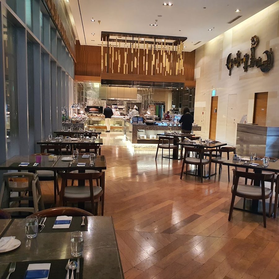 Momo Cafe