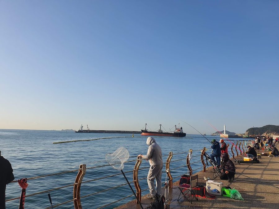 Gamcheonhang Dong Breakwater