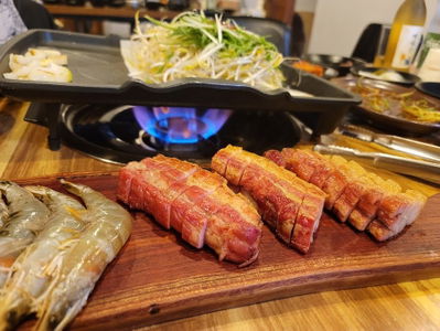 中央洞烤肉店
