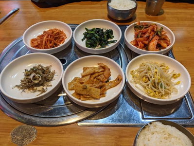 Gonjiam Halmae S omeori Gukbap Nonhyeon Branch