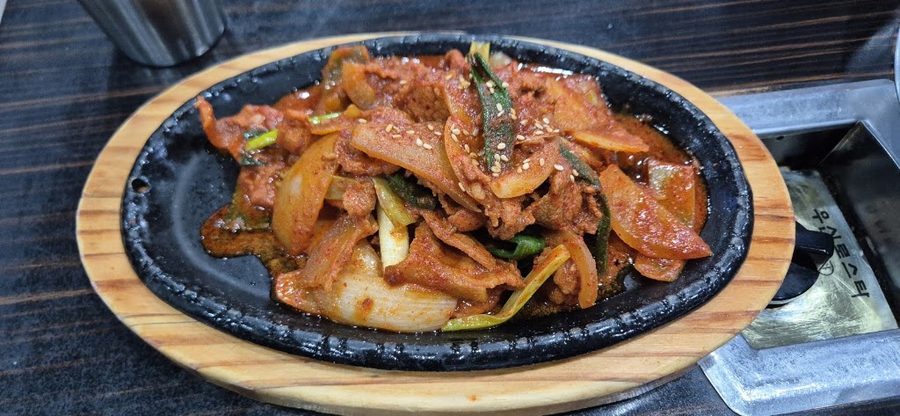 24 Hour Nureumdol Kimchi Jjigae