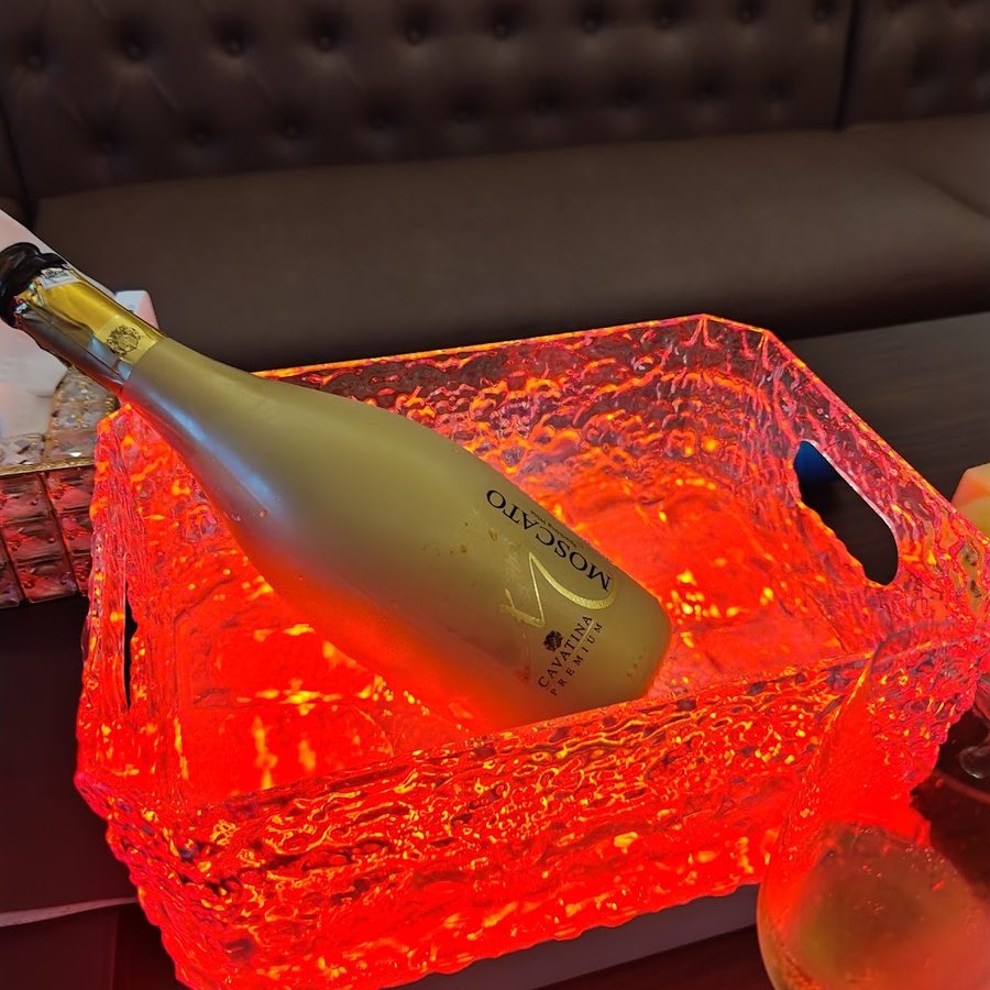 GOD Bar Lounge 2