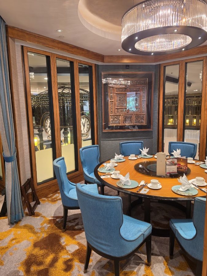 Hua Ting Restaurant
