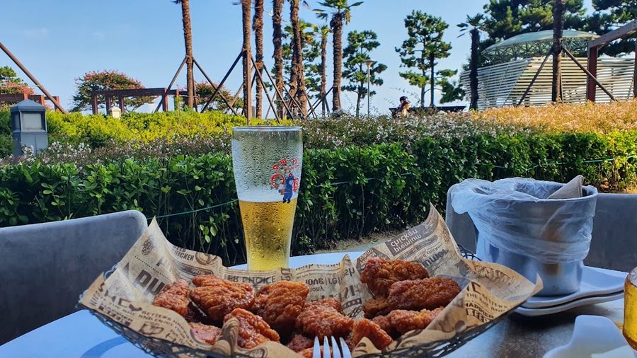 BHC Chicken, Haeundae Paledecz