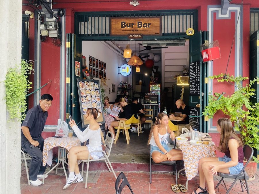 H_cafe X Bur Bar Phra Athit Road