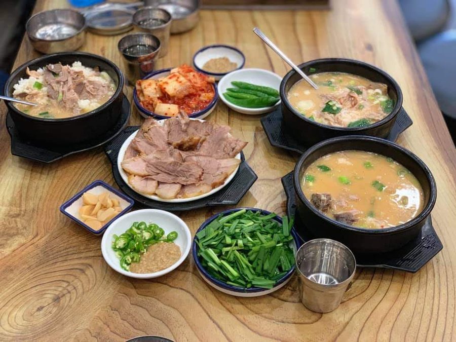 Ppongnamu Dwaeji Gukbap