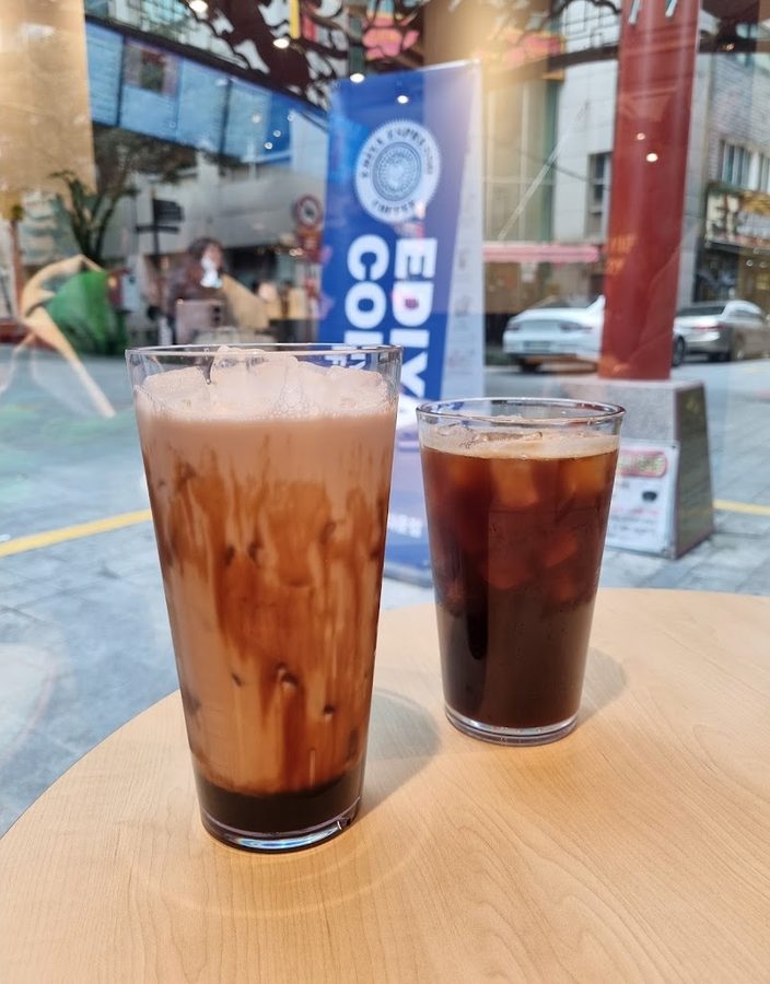 Ediya Coffee Busan Chinatown Branch