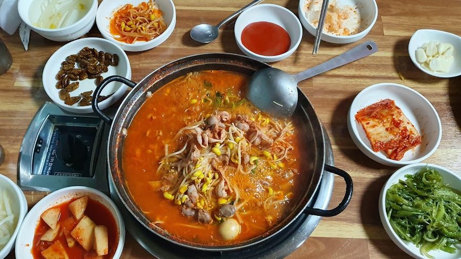 Hyeondae Daknaejang