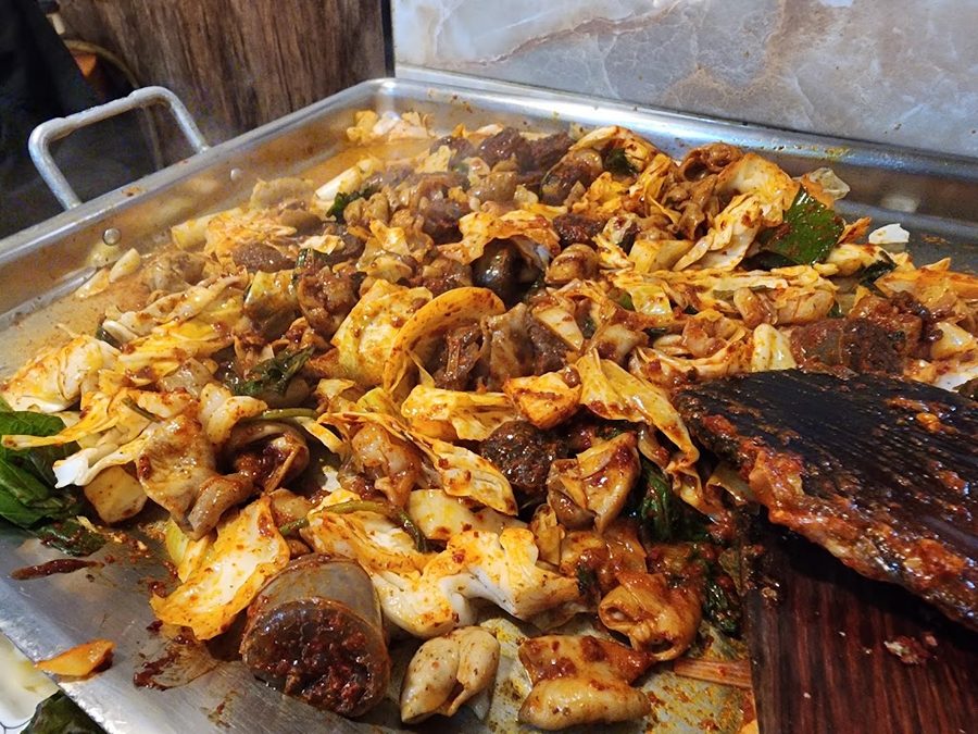 Jongno Gopchang Makchang Dakgalbi
