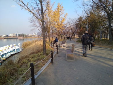 수성못