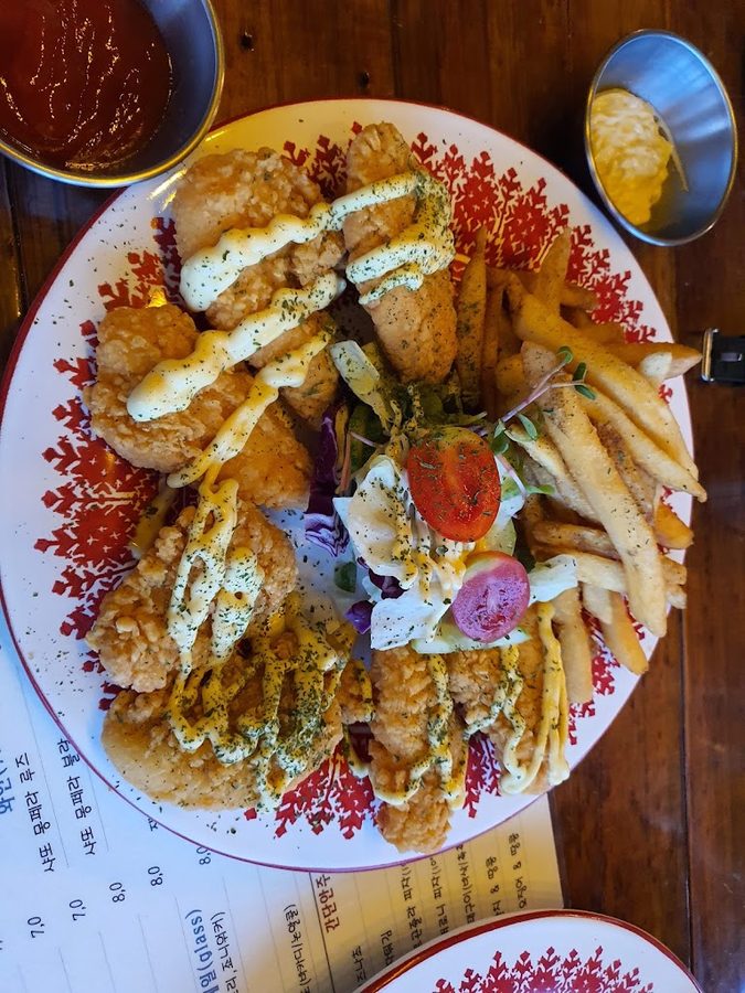 Ire Jumul Cafe & Pub