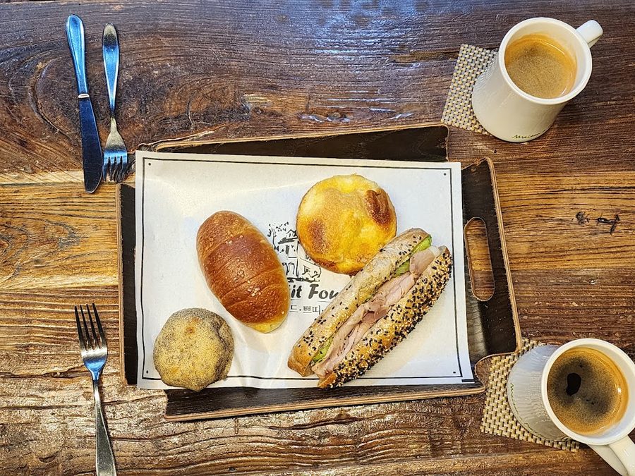 Maison de Petit Four