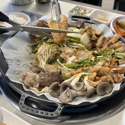 Eunseong Hanwoo Gopchang Konkuk University Station Branch