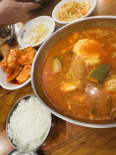 イファス伝統ユッケジャン ムンジョン法曹タウン店