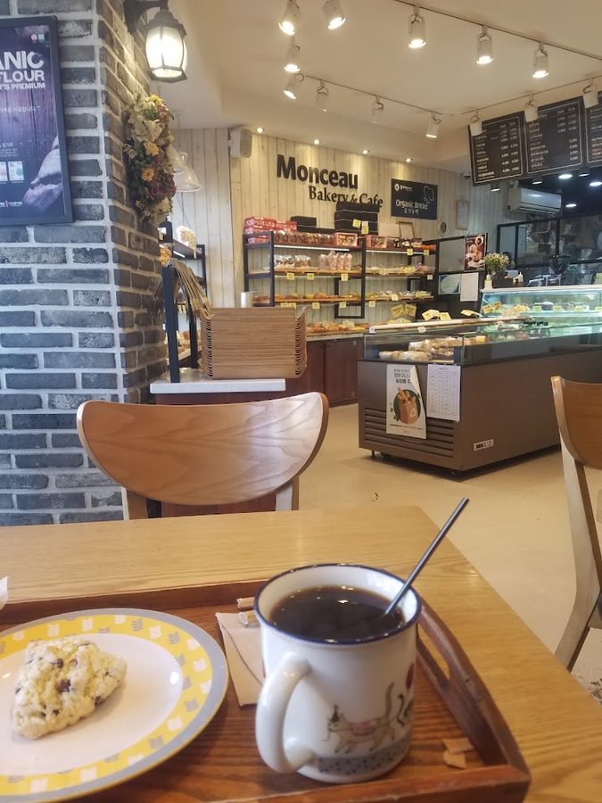 Cafe & Bakery Monceau