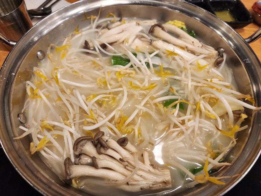 Myeongdong Kalguksu Shabu Shabu Sillim Station Branch