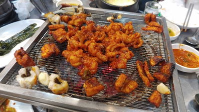 新鮮梧桐島山鰻魚泥鰍炭烤