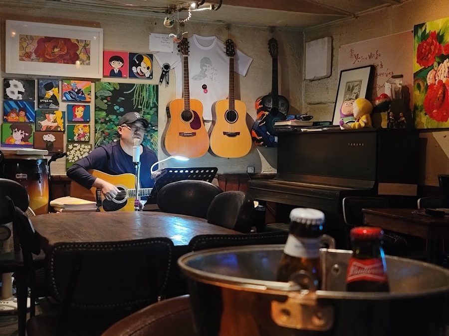 Gwangju Sajik Acoustic Guitar Road