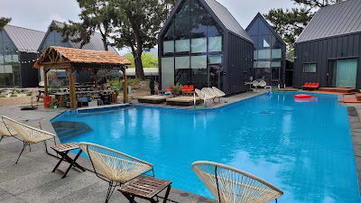 Pohang Slow Ocean Pool Villa