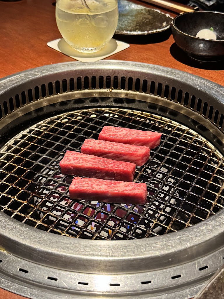 Yoroniku Ebisu