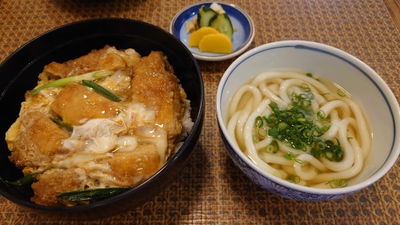 名代 花びし うどん類・丼物・チャンポン