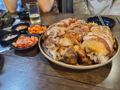 都亞豬腳 海雲台店