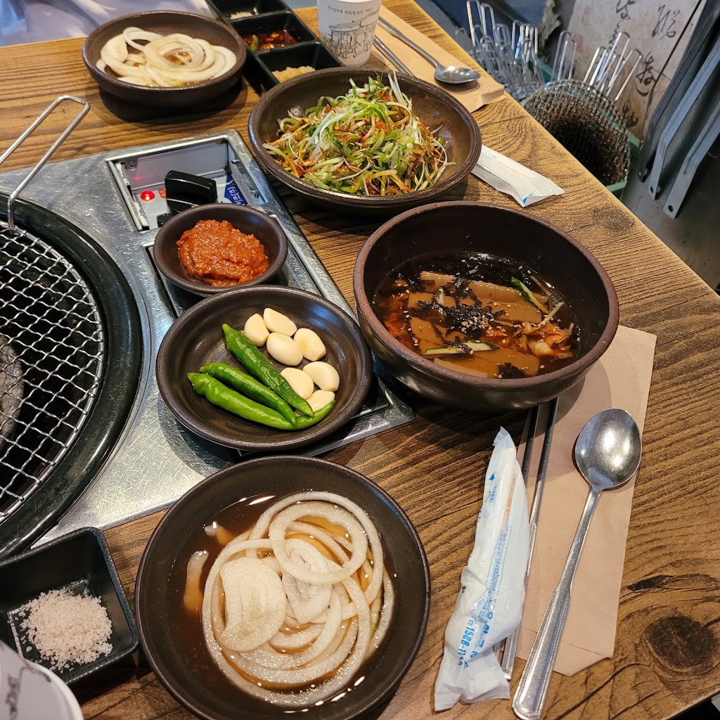 浦項青麥飯店