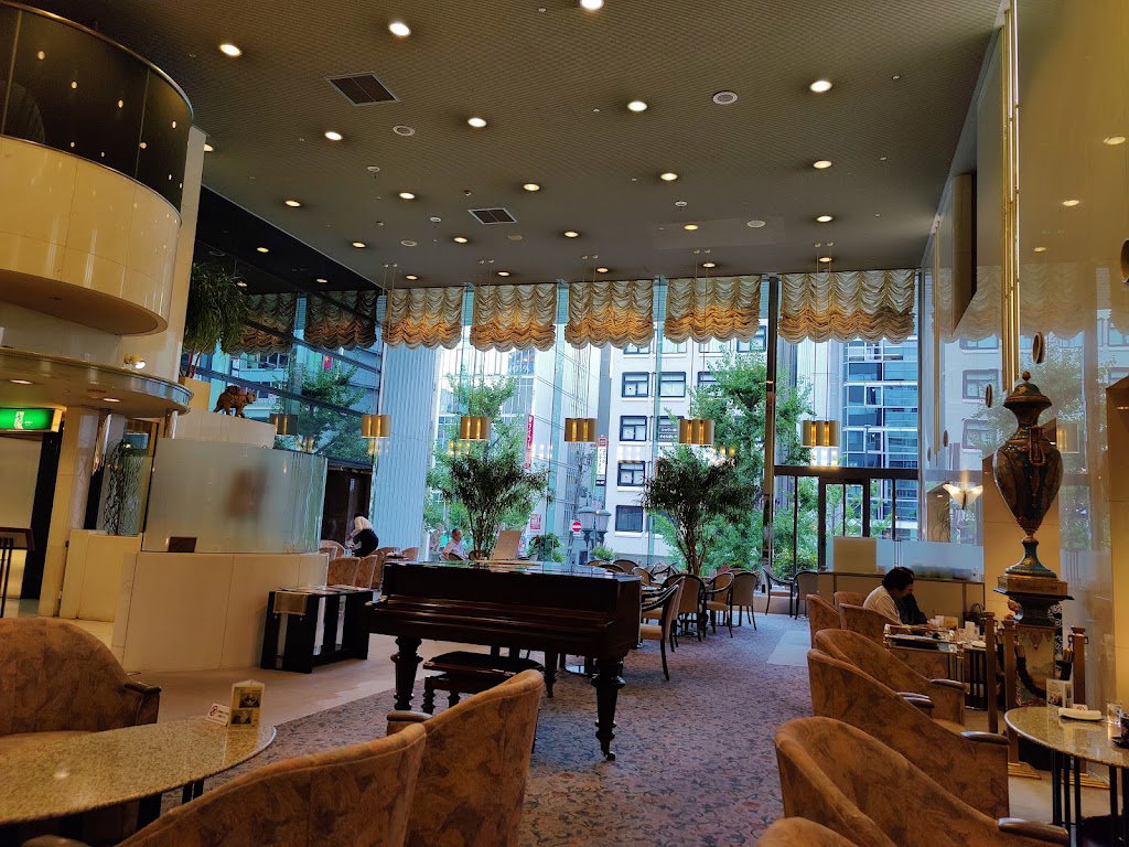 Cafe de la Paix