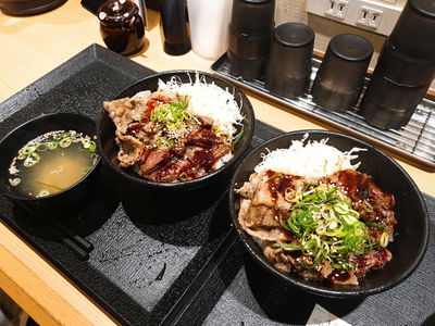 肉丼専門店 道頓堀肉劇場