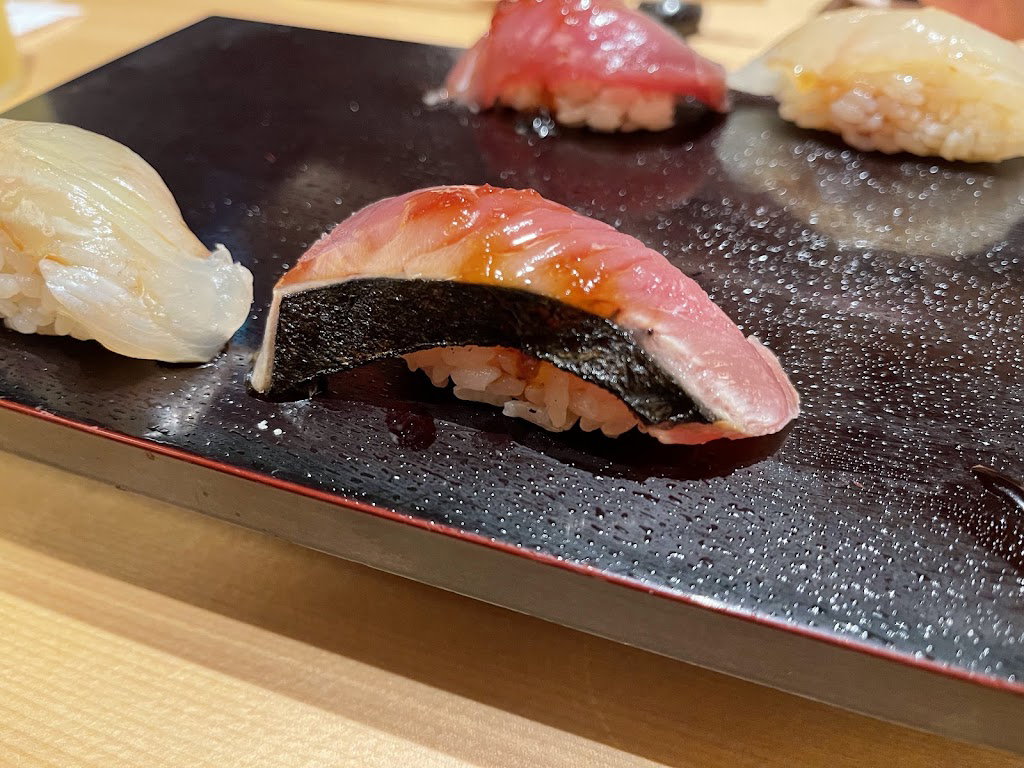 Manten Sushi Hibiya Okuroji