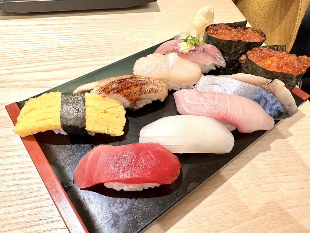 Hinatomaru Tokyo Station Store (Yaekita Shokudo)