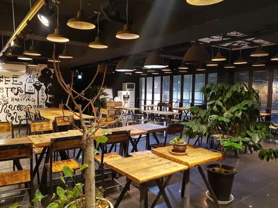シューマンとクララ 本店