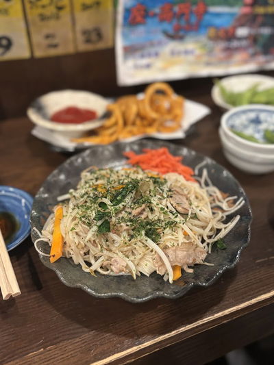 抱瓶