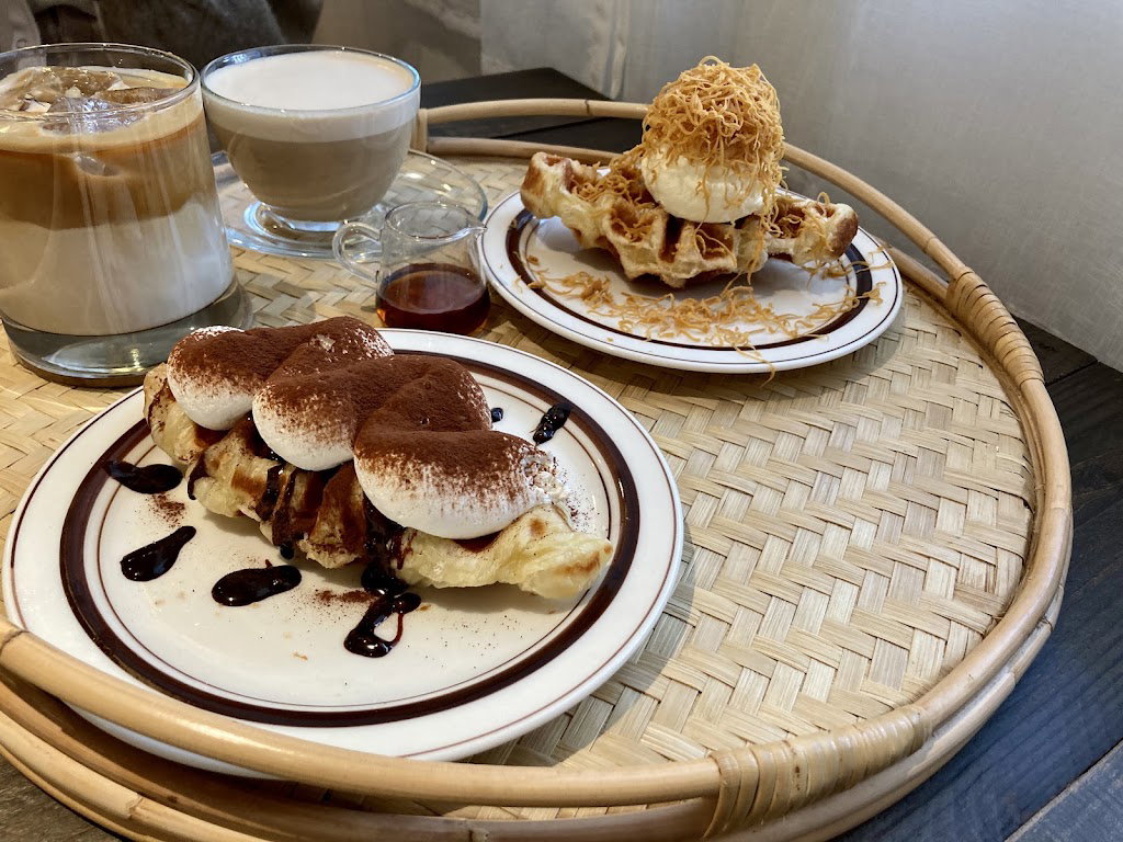 Cafe+82