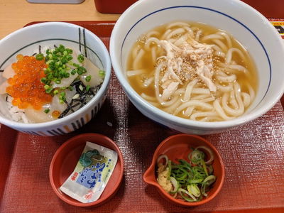 Nakau - Tsukijibashi