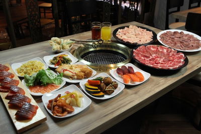 Den - Japanese Buffet Dining