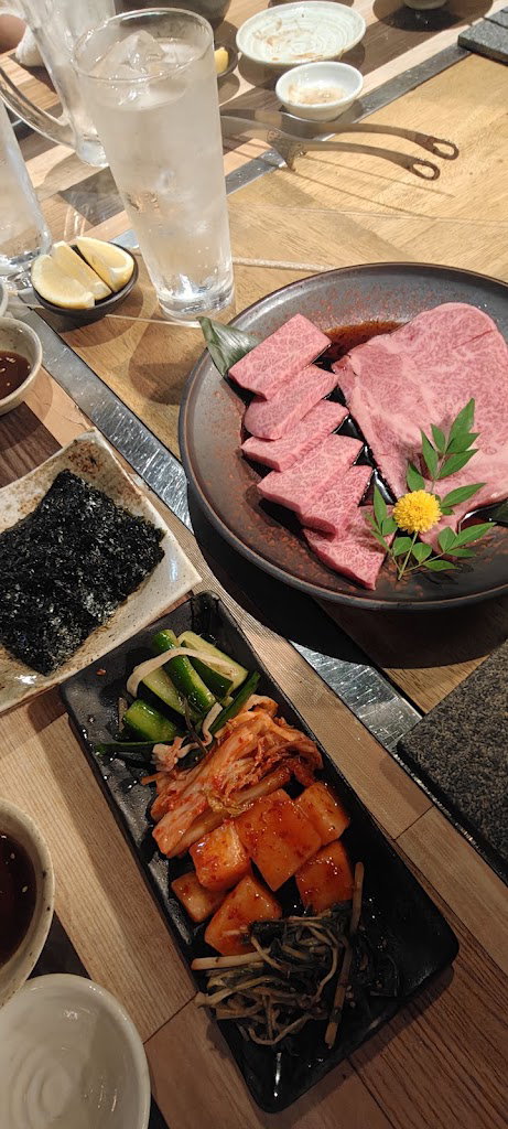 炭火焼肉 一獲