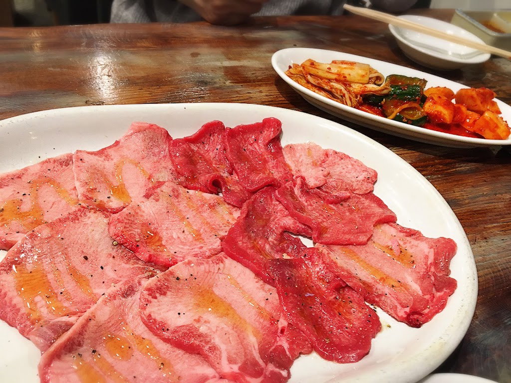 스미비야키니쿠 쓰루하시 시치린
