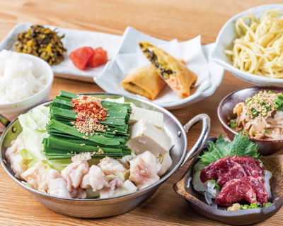 博多もつ鍋おおやま カウンター キッテ博多店