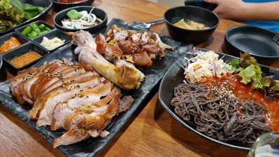 Doya Jokbal Myeongji Branch